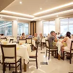West Park 4*