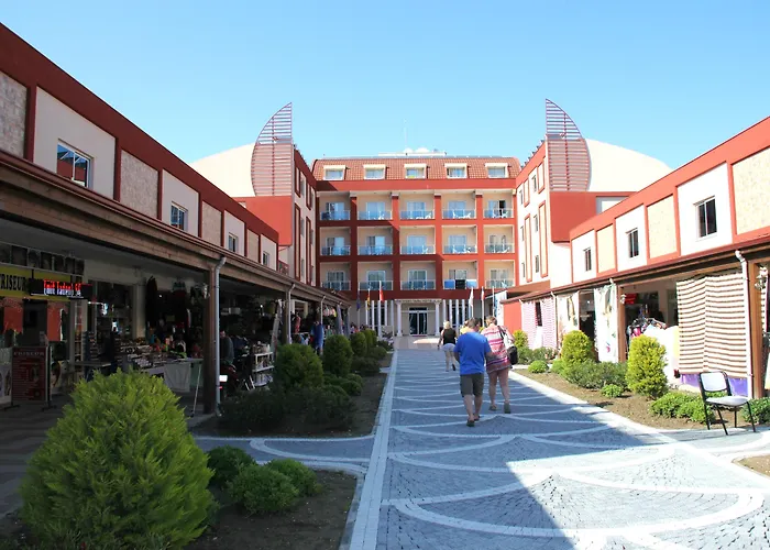 Отель West Park Сиде