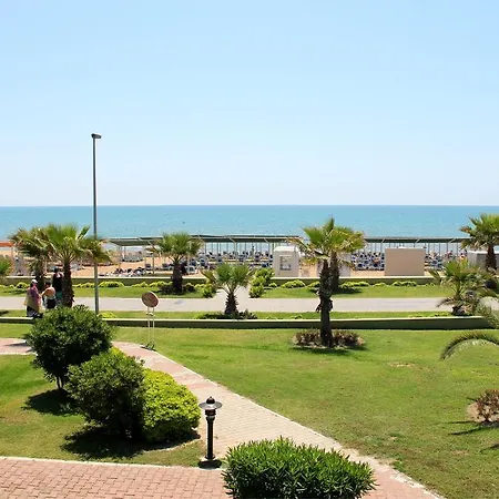 West Park Hotel 4*