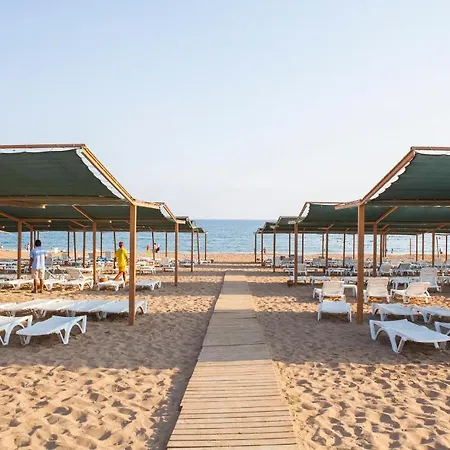 West Park Hotel Side