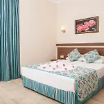Hotel West Park 4*