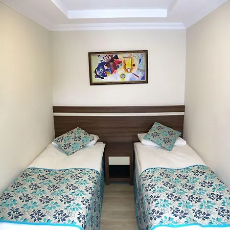 West Park Ξενοδοχείο 4*