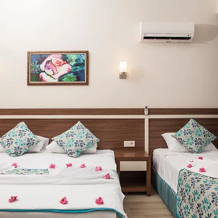 West Park Hotel 4*