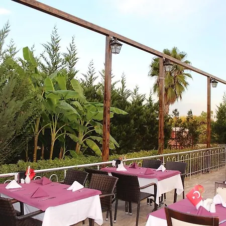 West Park Ξενοδοχείο 4*